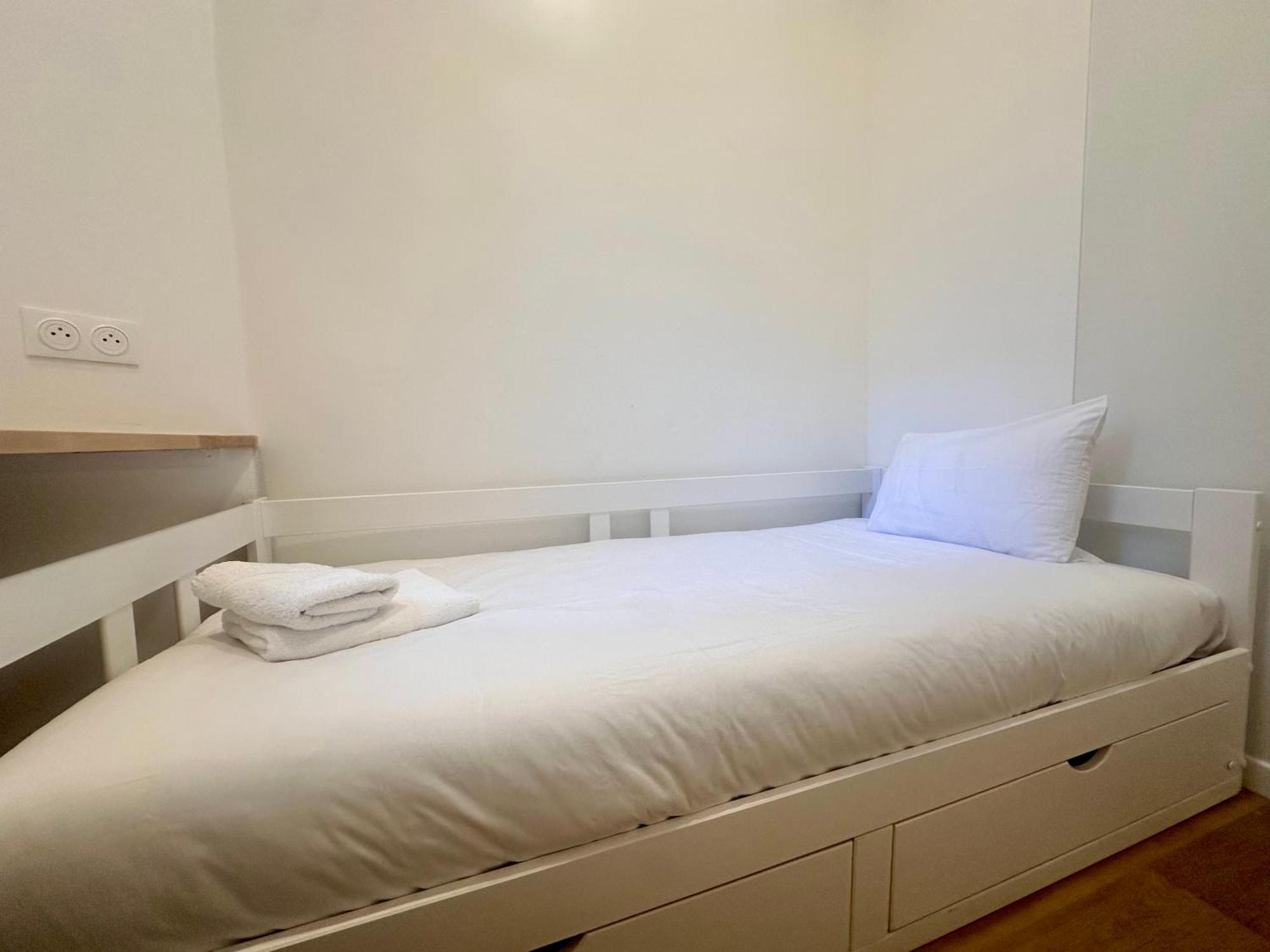 Apartment Metro-Paris Аньер-сюр-Сен Экстерьер фото